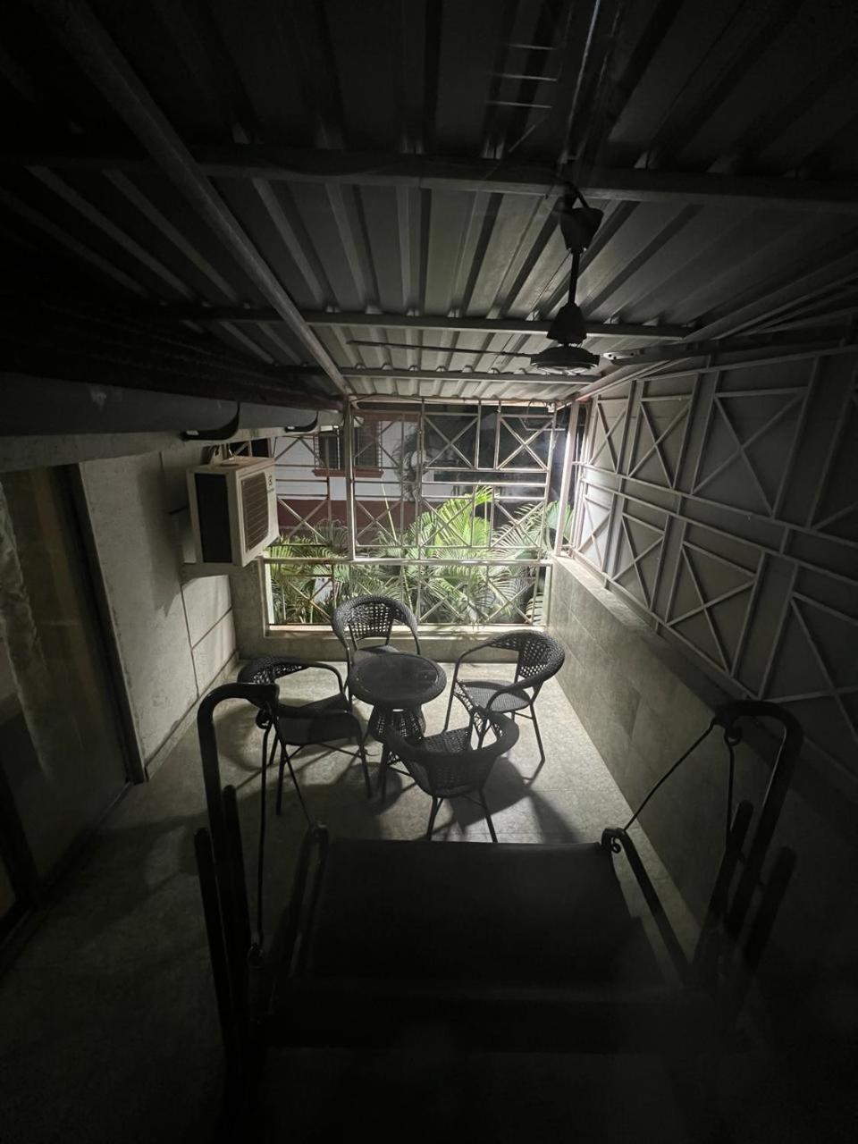 Laughtale Villa 4Bhk Swimming Pool 로나발라 외부 사진